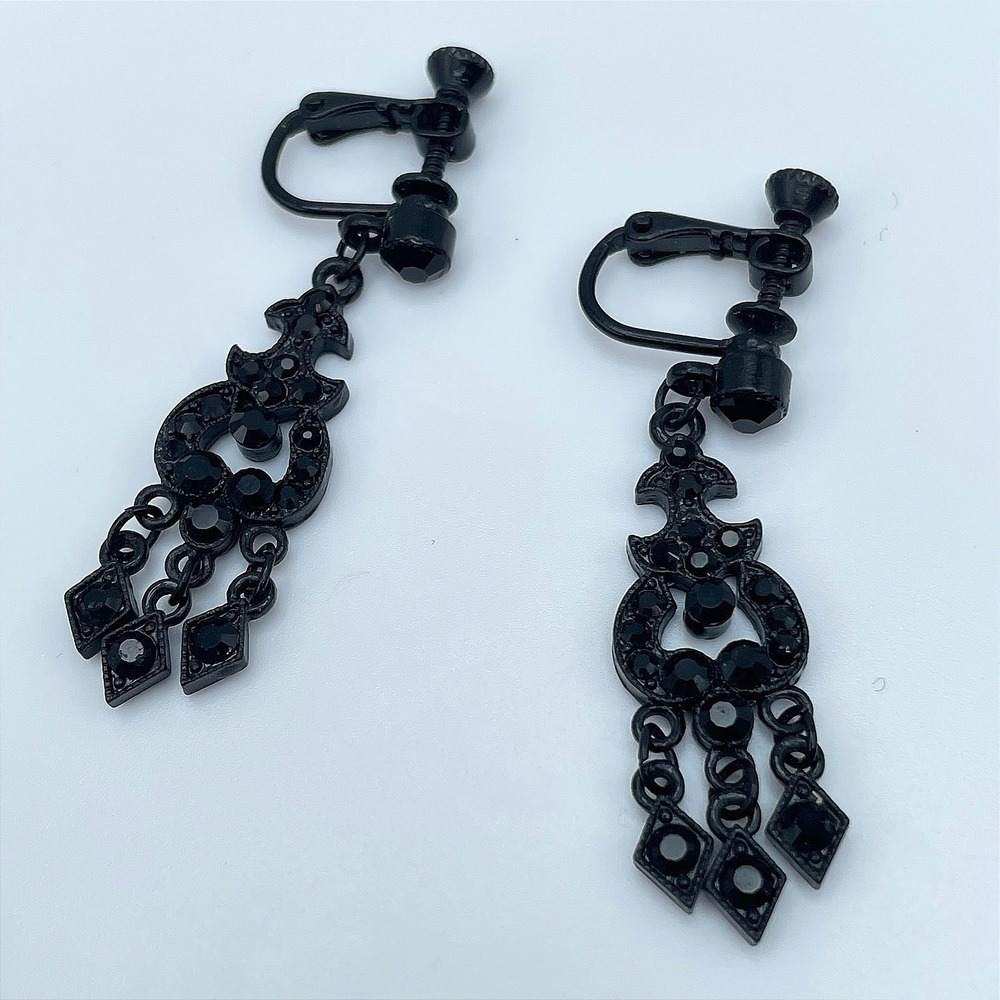 Vintage Black Tone Rhinestone Chandelier Earrings Screw Back Clip On Dangle Goth
